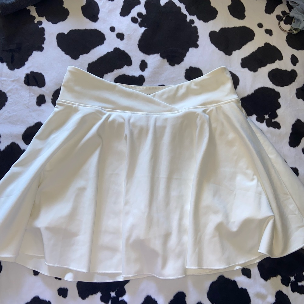Aeropostale skirt with built in shorts